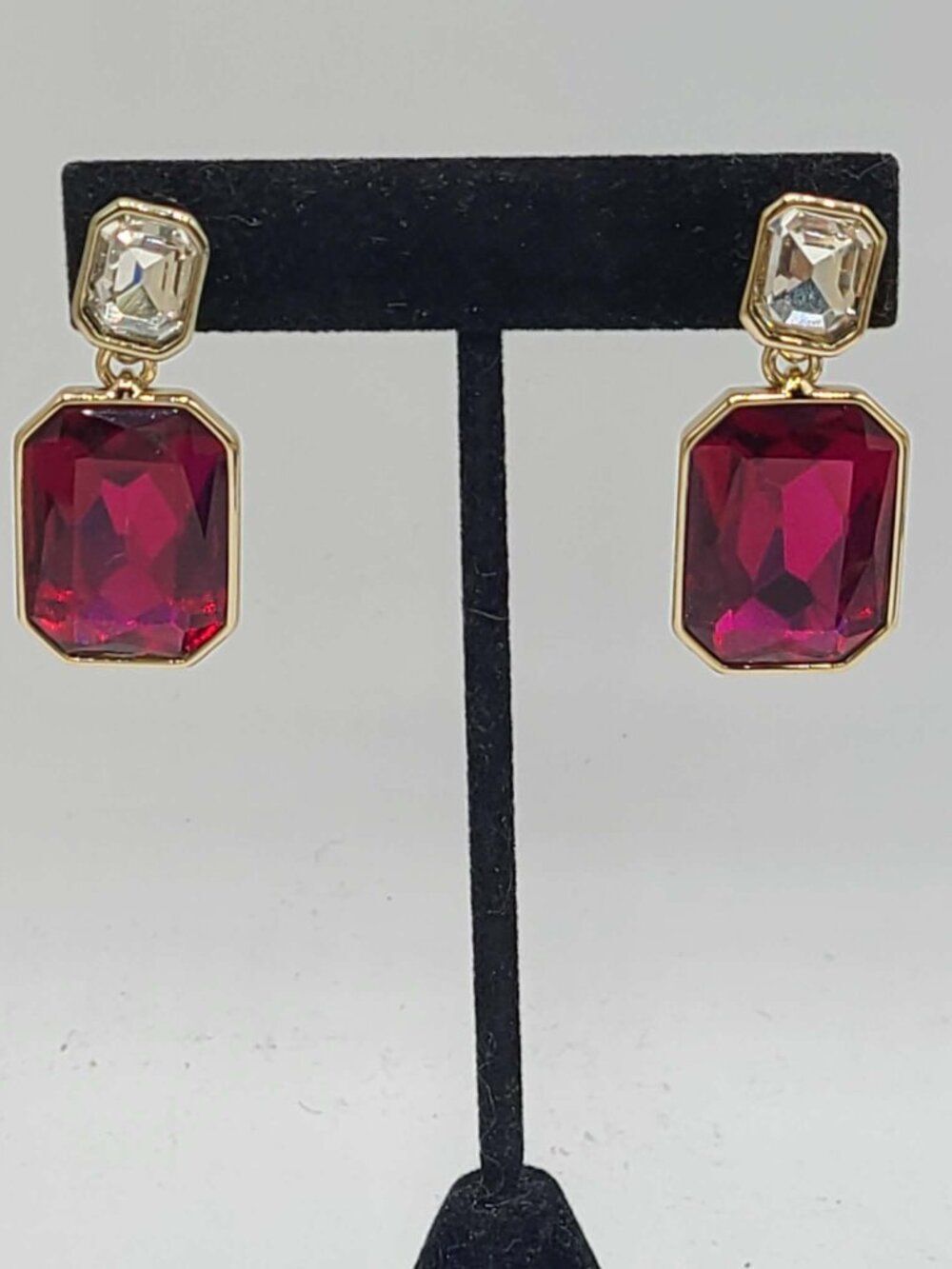 J Crew Gold Tone Clear Crystal Fuchsia Drop Earrings NWOT